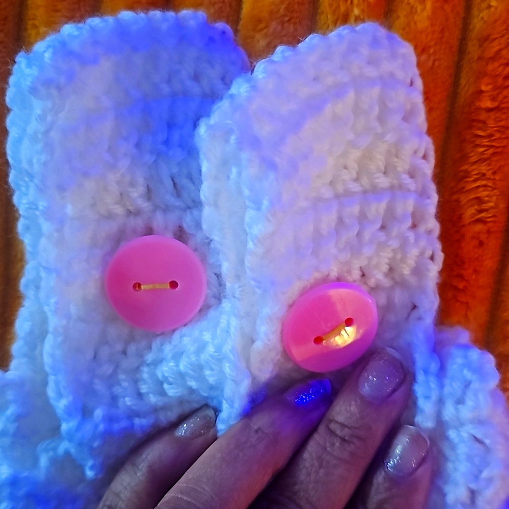 HAND MADE TOWELS - Picture 2 of 4